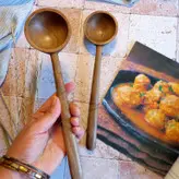 ملاقه متوسط خورشتی چوبی دستساز بارلی مدل ملورین 27 سانتی چوب گردو کد bar0284