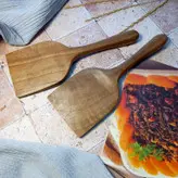 کفگیر باربکیو و گریل چوبی دستساز بارلی مدل هایا 24 سانتی چوب گردو کد bar0200