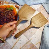 کفگیر باربکیو و گریل چوبی دستساز بارلی مدل هایا 24 سانتی چوب گردو کد bar0200