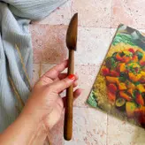 قاشق چوبی دستساز بارلی مناسب جهیزیه عروس چوب گردو 25 سانتی کد bar0046