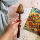 قاشق چوبی دستساز بارلی مناسب جهیزیه عروس چوب گردو 25 سانتی کد bar0046