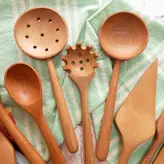 قاشق سالادخوری چوبی دستساز بارلی (1عددی) مدل مثلثی کد bar0236 چوب افرا 28 سانتی