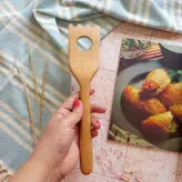 کفگیر چوبی دستساز بارلی مناسب جهیزیه عروس چوب راش 26 سانتی کد bar0069