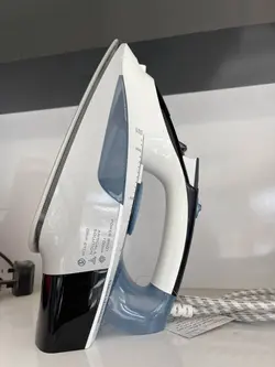 اتو بخار نانیوا مدل Ni_2400R