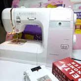 چرخ خیاطی سینگر مدل ۶۹۰۰