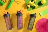 قمقمه ورزشی مدل Sporcu Shaker برند herevin ترکیه با حجم 740 میلی لیتر در 3 رنگ مختلف _ شناسه کالا : 560_161515