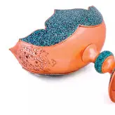 کشکول بزرگ فیروزه کوبی 30 سانتی‌ قلم زنی شده و لب شبکه ای. کشکول شبکه بری صنایع دستی سایروس یا شکلات خوری فیروزه کوبی