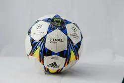 توپ چمپیونزلیگ سالنی