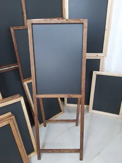 تخته سیاه ایستاده (کافی شاپ)