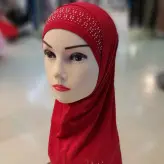 مقنعه دخترانه دو تیکه جنس ریون در رنگبندی متفاوت با قیمت باورنکردنی نگین کاری شده مناسب سن 2 تا 7