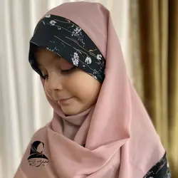 مقنعه نرگس کد 8 مناسب 4تا9 سال بسیار راحت باز و بسته میشود