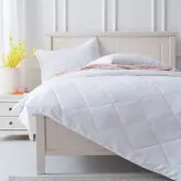 لحاف لایت آنتی باکتریال و ضد حساسیت الیاف میکروژل آلوئه ورا یک نفره سایز 160cm*220cm با وزن 2200گرم الیاف درجه یک