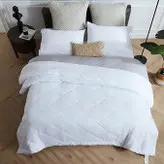 لحاف لایت الیاف میکروژل یک نفره LS1530 سایز 160cm*220cm با وزن 2200گرم الیاف درجه یک