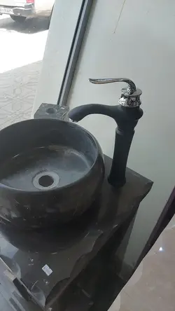 روشویی پایه بلند شیرالات رستاک مدل آلفا رنگ مشکی طلا(دارای رنگ بندی)