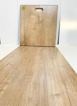 پارکت لمینیت گرین وود 8 میلیمتر Ac4 کد ST1104