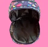 کیف مدرسه ای دبستانی دخترانه طرح فانتزی شیک و جادار قلب و پروانه مارک پولک دوزی رنگ سورمه ای