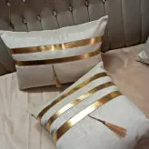 کوسن مبل منگوله