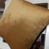 کوسن رنگی زیبا از برند کوسن آذین.آبی آسمونی.قهوه ای.خردلی.شکلاتی.زرشکی.زرد .صورتی ملیح.سبزکله غازی.