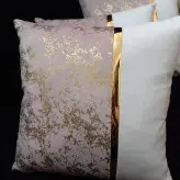 کوسن 40در 40 طلاکوب صورتی