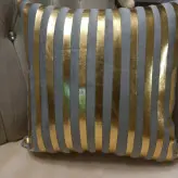 کوسن تر کیبی چرم راه راه