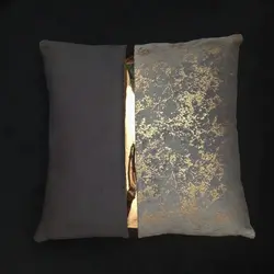 کوسن طرح طلاکوب