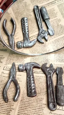 شکلات تلخ طرح آچار