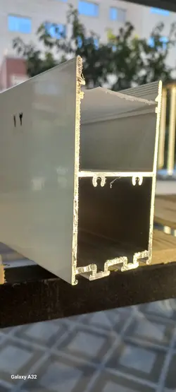 لاینر روکار سه ردیفه بدون لبه اویز