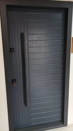 درب ضدسرقت cnc راش طوسی بادستگیره متری