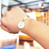 دستبند ماه تولد زنجیر کارتیر استیل و مروارید شل اکسسوری دستساز رنگ ثابت زنانه