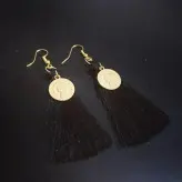 گوشواره منگوله ای ابریشمی طرح سکه اکسسوری زنانه دخترانه اسپرت مجلسی