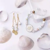 ست دستبند و گوشواره ماه تولد و آویزی استیل و مروارید سفید و طلایی اکسسوری زیورآلات زنانه