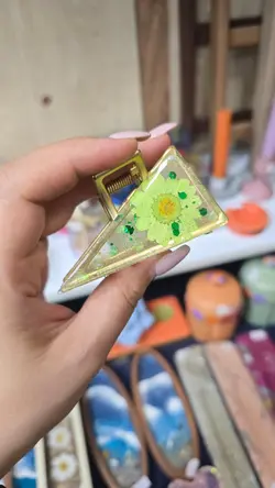 کلیپس رزین و فلز بزرگ