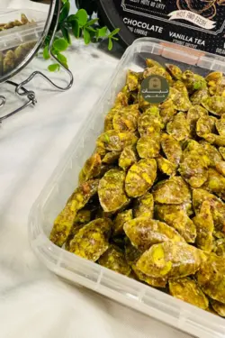 آبنبات پسته ای