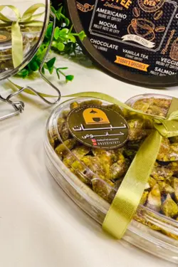 آبنبات پسته ای پک قلبی مخصوص هدیه