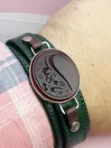 دستبند عقیق سرخ یا مهدی بند چرم سبز