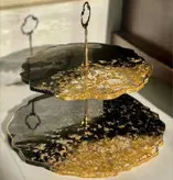 سرویس کامل ظروف رزینی طرح بابونه با ورق طلایی