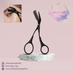 قیچی و شانه ابرو