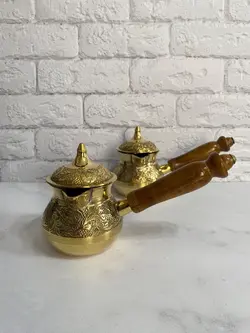 قهوه جوش جذوه جنس برنجی مدل خمره‌ای در دار سایز 2 کاپ