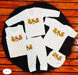 پنج تیکه نوزادی طرح نقطه ای