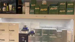 دور چشم خاویار لپری