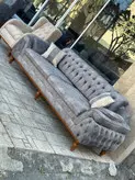 مبل راحتی چستر آراد بغل لمسه تختشو