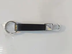 جاسوئیچی چرم خور