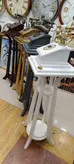 تلفن چهار پایه ایستاده میرون