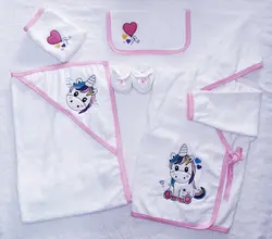 حوله نوزادی 5 تکه طرح یونیکورن