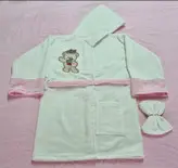 حوله تنپوش کودک ۲ تکه طرح خرس پوما همراه لیف