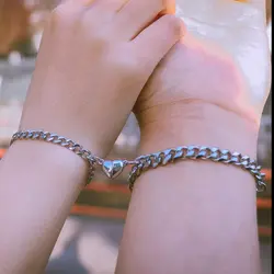 بدلیجات زیورالات ست دستبند استیل مگنتی قلب نقره ای کد ۹۰۰۱