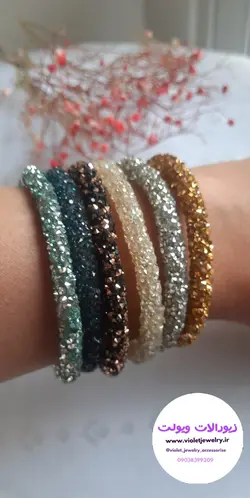 دستبند سواروسکی قفل مگنتی کد ۱۳۷۲