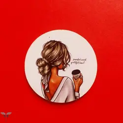 آیینه دختر و قهوه