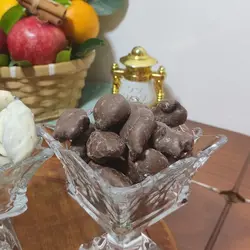 خرما شکلاتی با طعم قهوه ( 300 ) گرمی