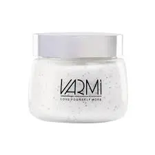 ماسک کیک آبرسان صورت حاوی دانه نارنجی رنگ ویتامین سی وارمی